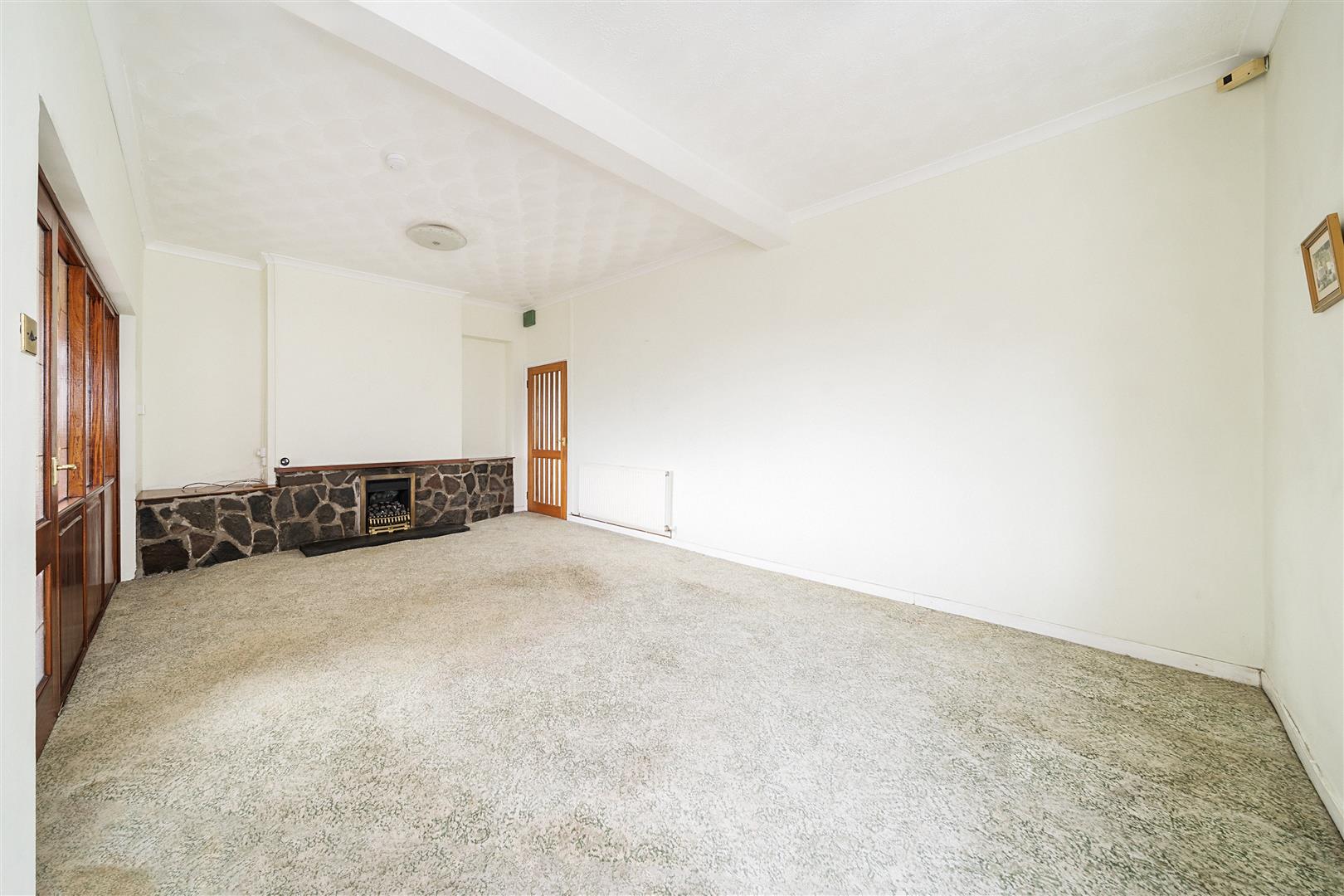 Heol Las, Cross Hands, Llanelli, SA14 6RG